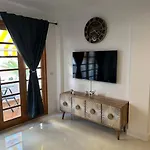 Modern,strandnaehe, Club Olympus, Garten Tenerife Apartment *